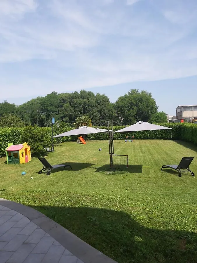 Il Giardino Di Pietro Bed and Breakfast Μόνζα